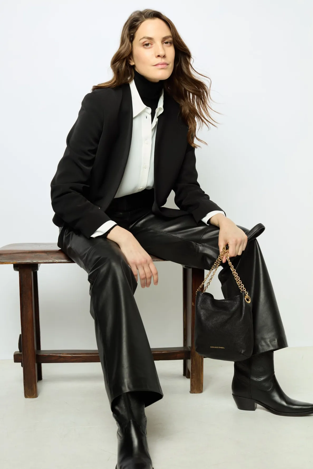 black_jacket_with_gold_ch_0.webp Best Sale Black jacket with gold chains - MIRIELLE Jackets