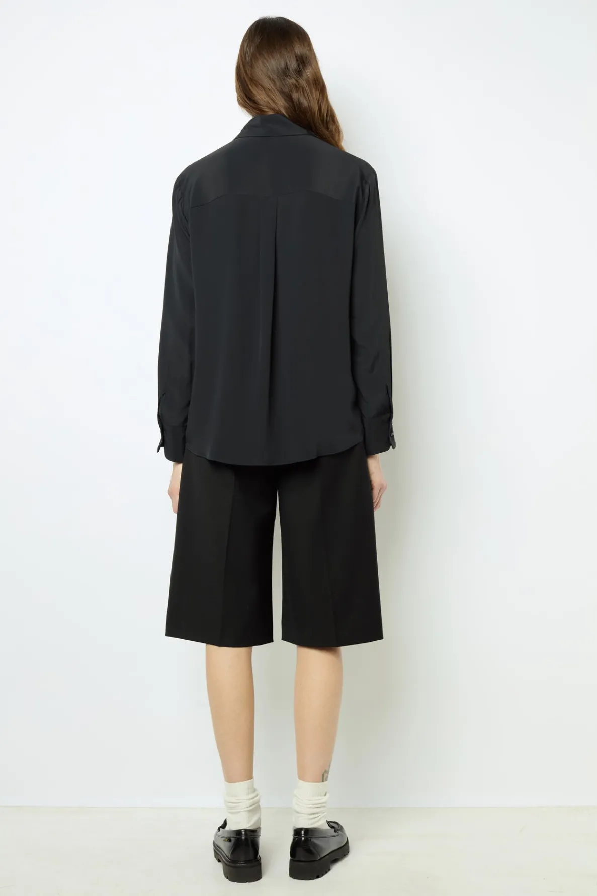 black_soft_shirt__beata_2.webp New Black soft shirt - BEATA Shirts & Blouses