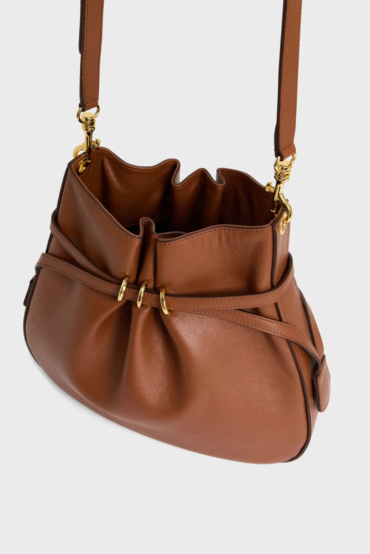 bucket_bag_in_leather__le_2-1.webp Outlet Bucket bag in leather - LE ROMY Shoulder Bags | Bucket Bags