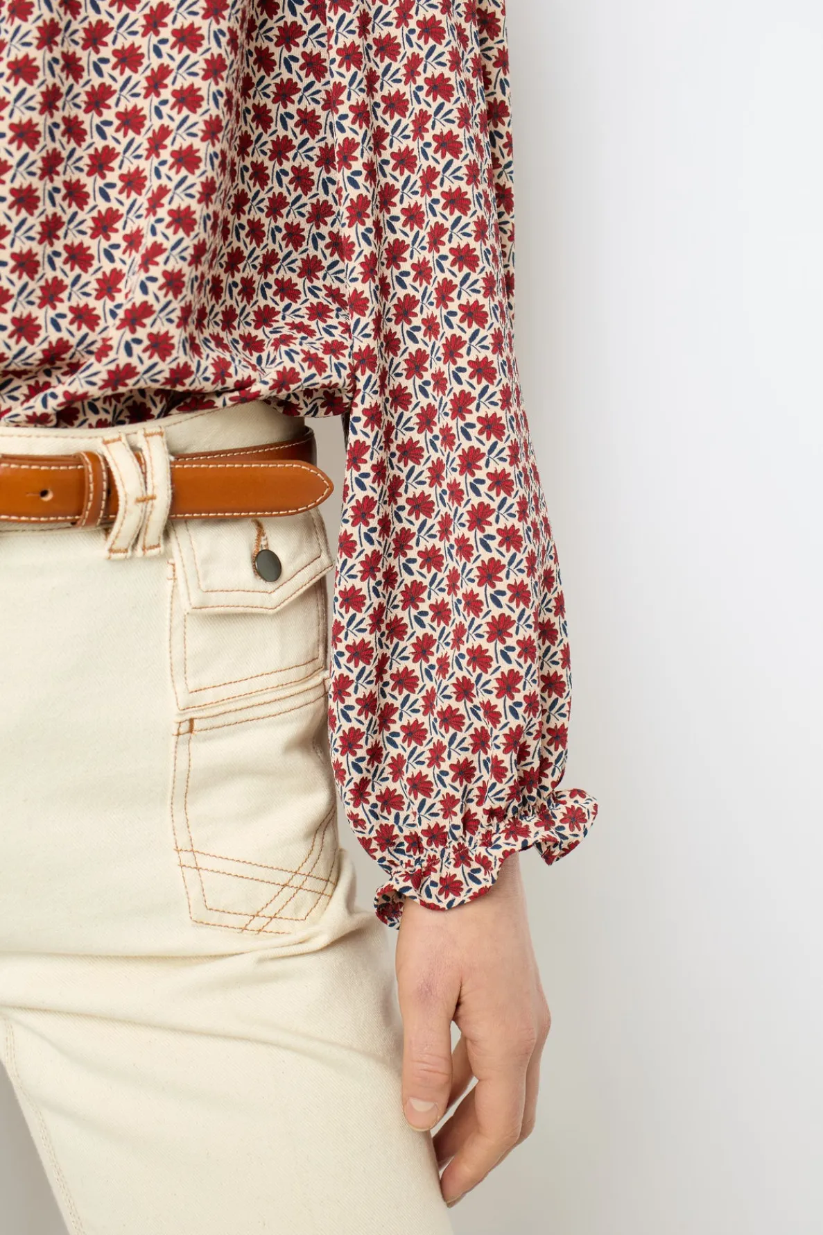 daisy_print_shirt__belly_2.webp Discount Daisy print shirt - BELLY Shirts & Blouses