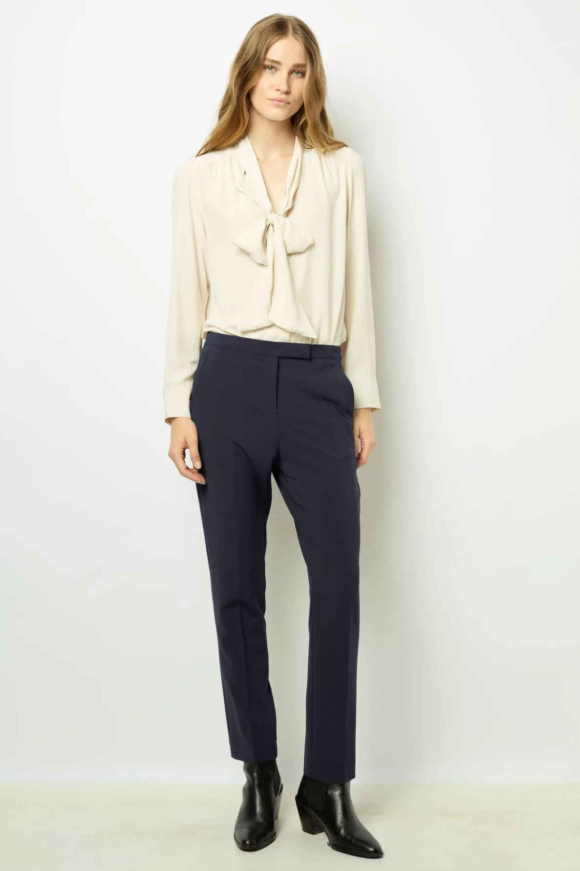 elasticated_slim_pants__n_0-1.webp Flash Sale Elasticated slim pants - NEA Trousers