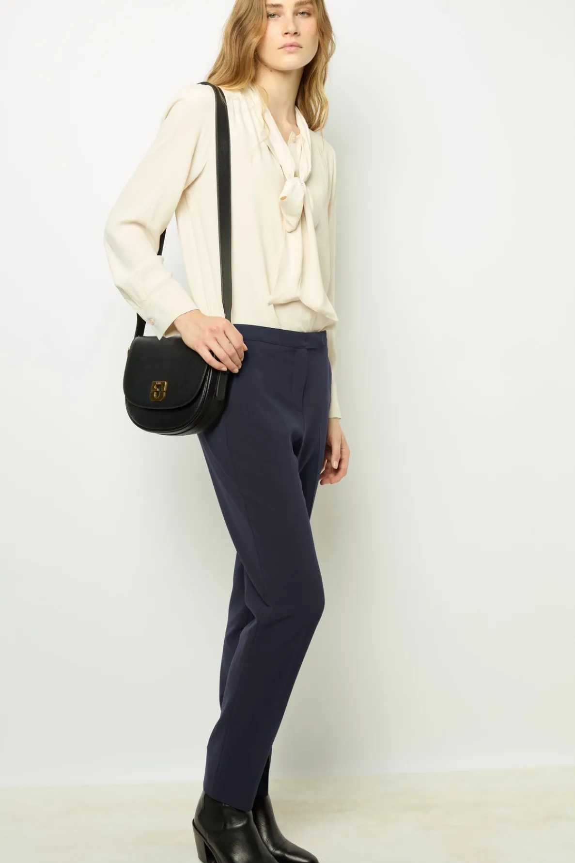 elasticated_slim_pants__n_1-1.webp Flash Sale Elasticated slim pants - NEA Trousers