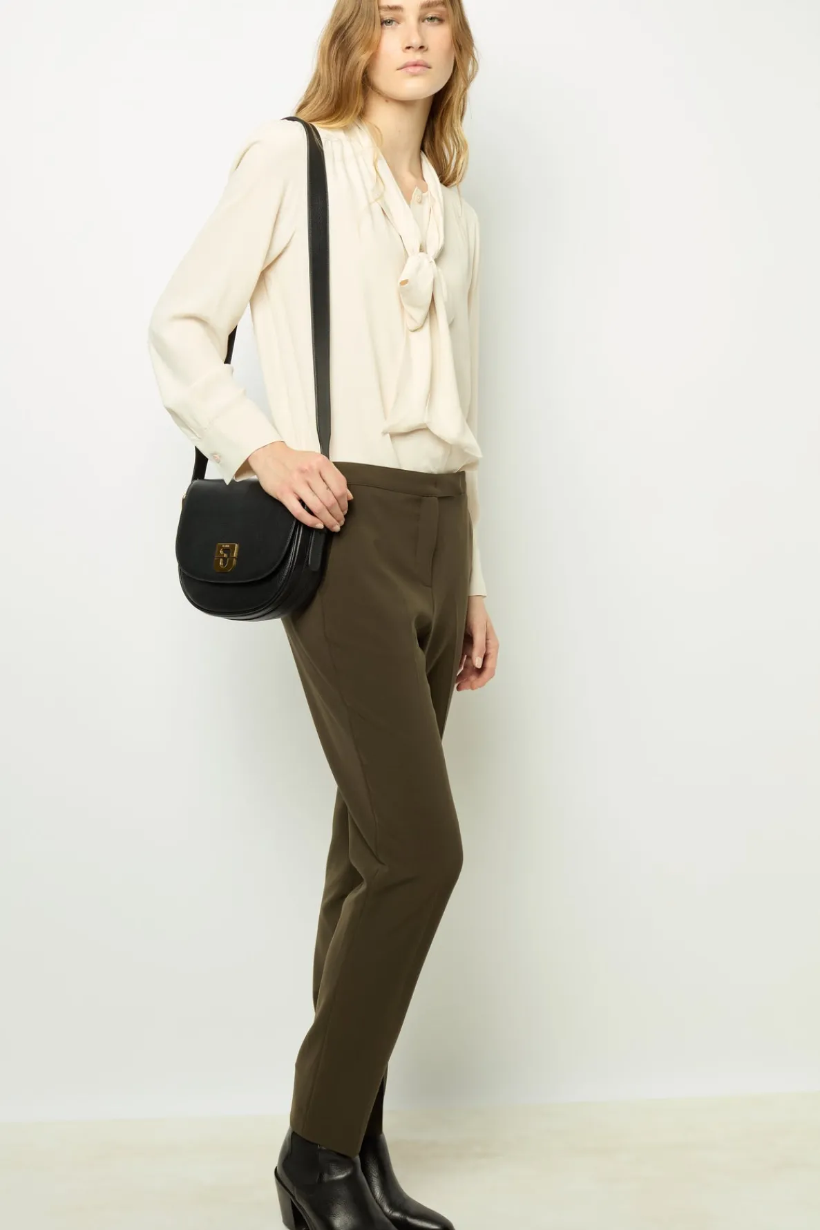 elasticated_slim_pants__n_1.webp New Elasticated slim pants - NEA Trousers