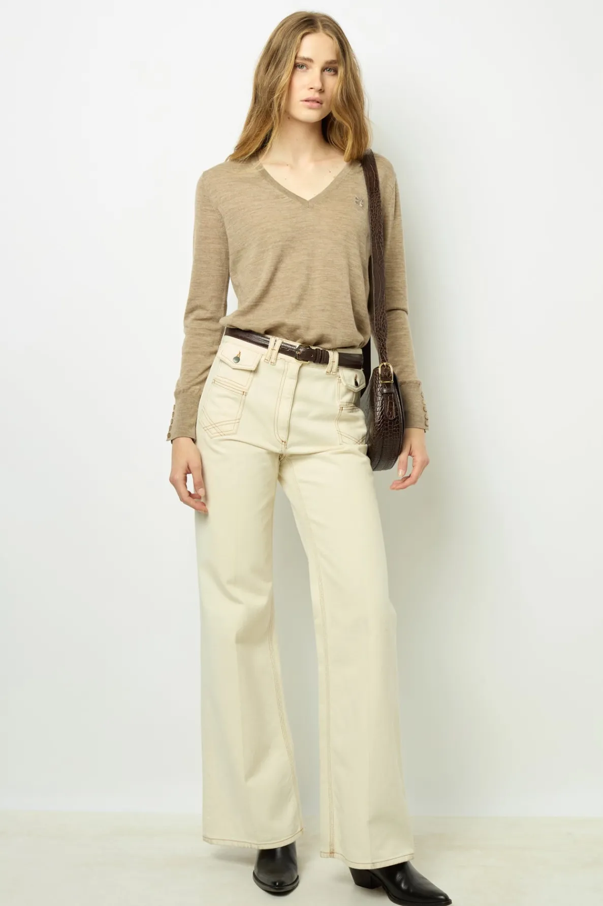 fine_wool_vneck_sweater___1-2.webp Cheap Fine wool V-neck sweater - JULIETTE Knitwear
