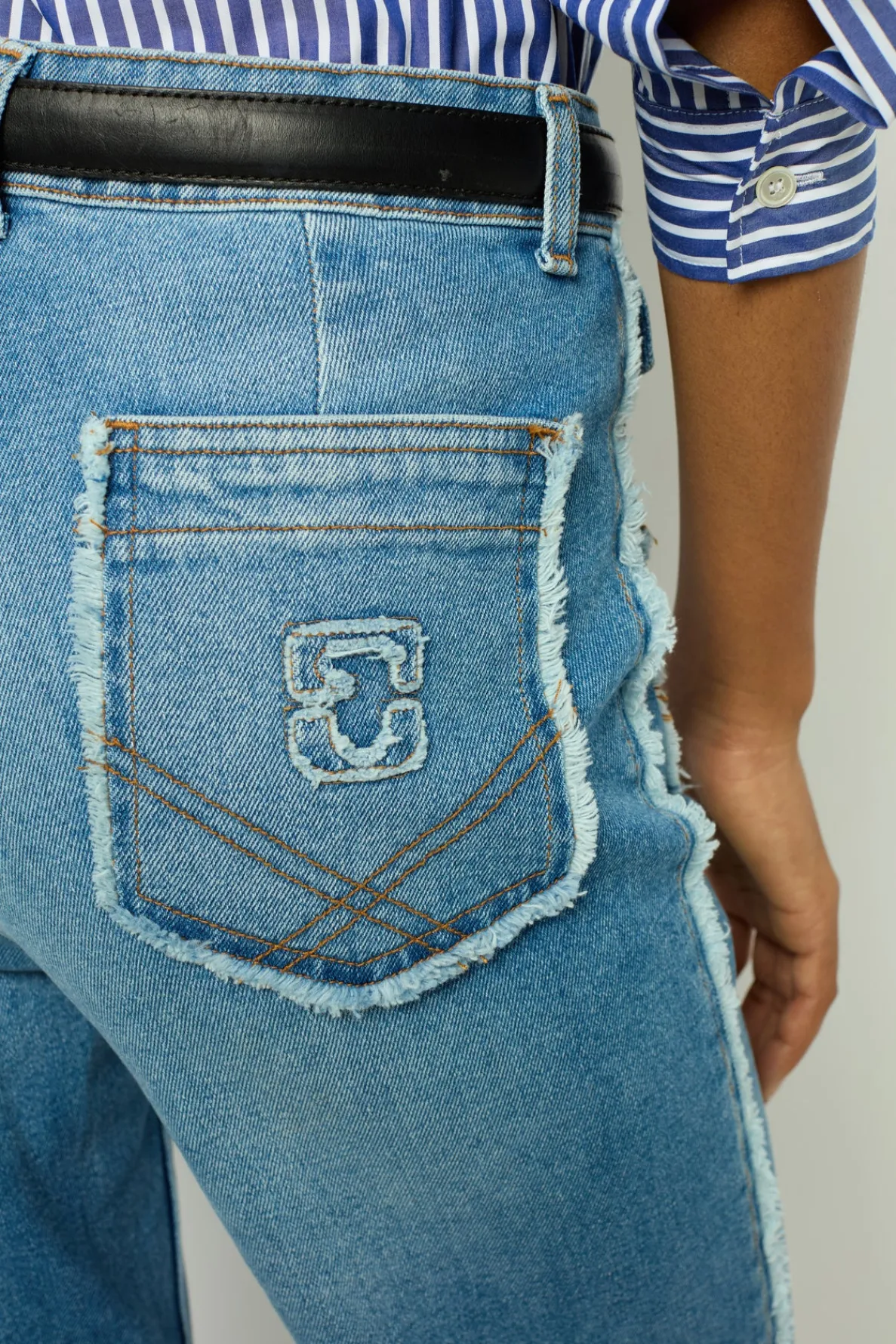 flared_jeans_with_fringes_2.webp Best Flared with fringes - ANNA Trousers