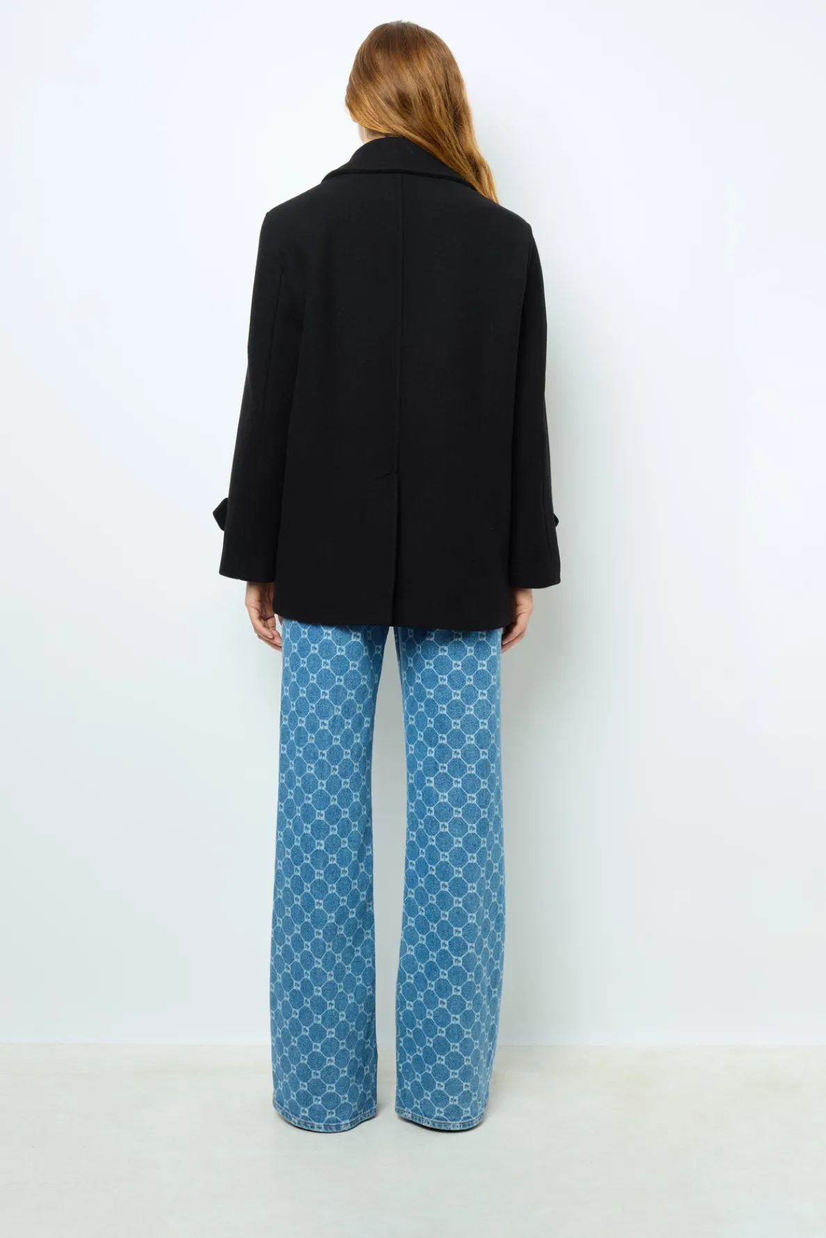 flared_jeans_with_monogra_2-1.webp Shop Flared jeans with monogram - ANNA Coats
