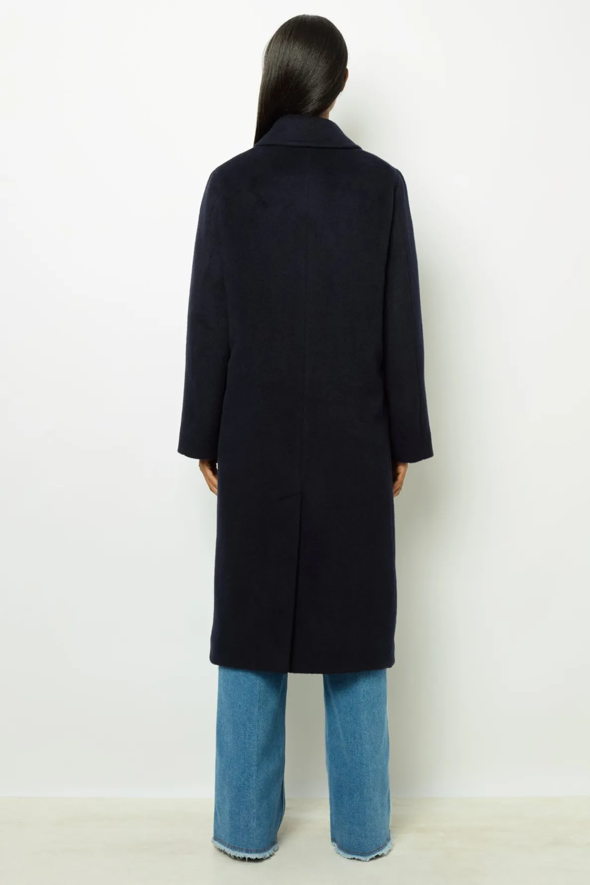 fulllength_coat_in_wool_a_3.webp Sale Full-length coat in wool and alpaca blend - LARISSE Coats | Suits & Outfits