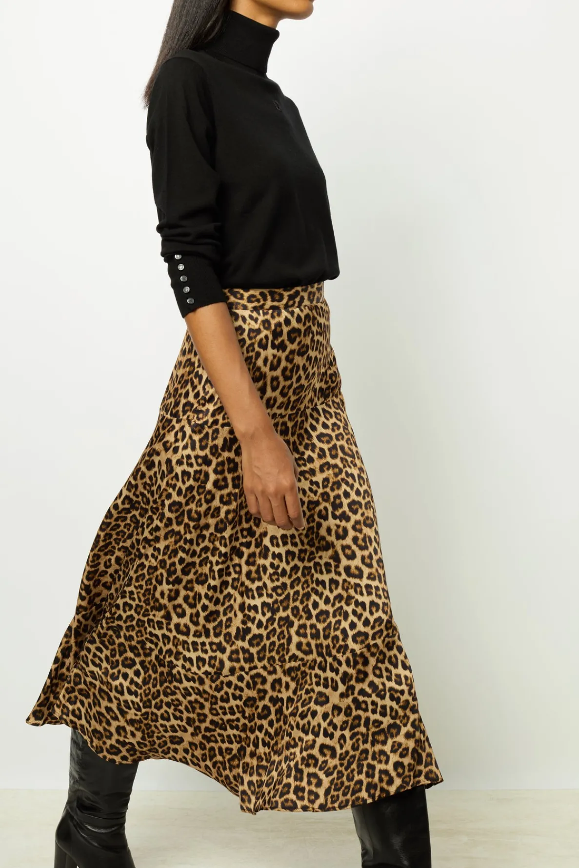 leopard_satin_midi_skirt__1.webp Online Leopard satin midi skirt - CONSTANCE Skirts