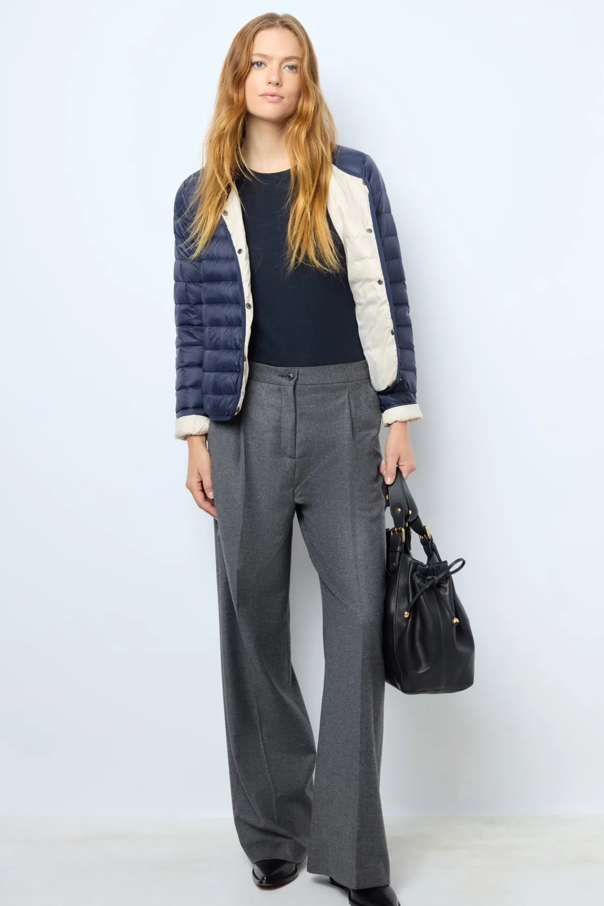 light_reversible_down_jac_1.webp Clearance Light reversible down jacket - NOELYA Coats