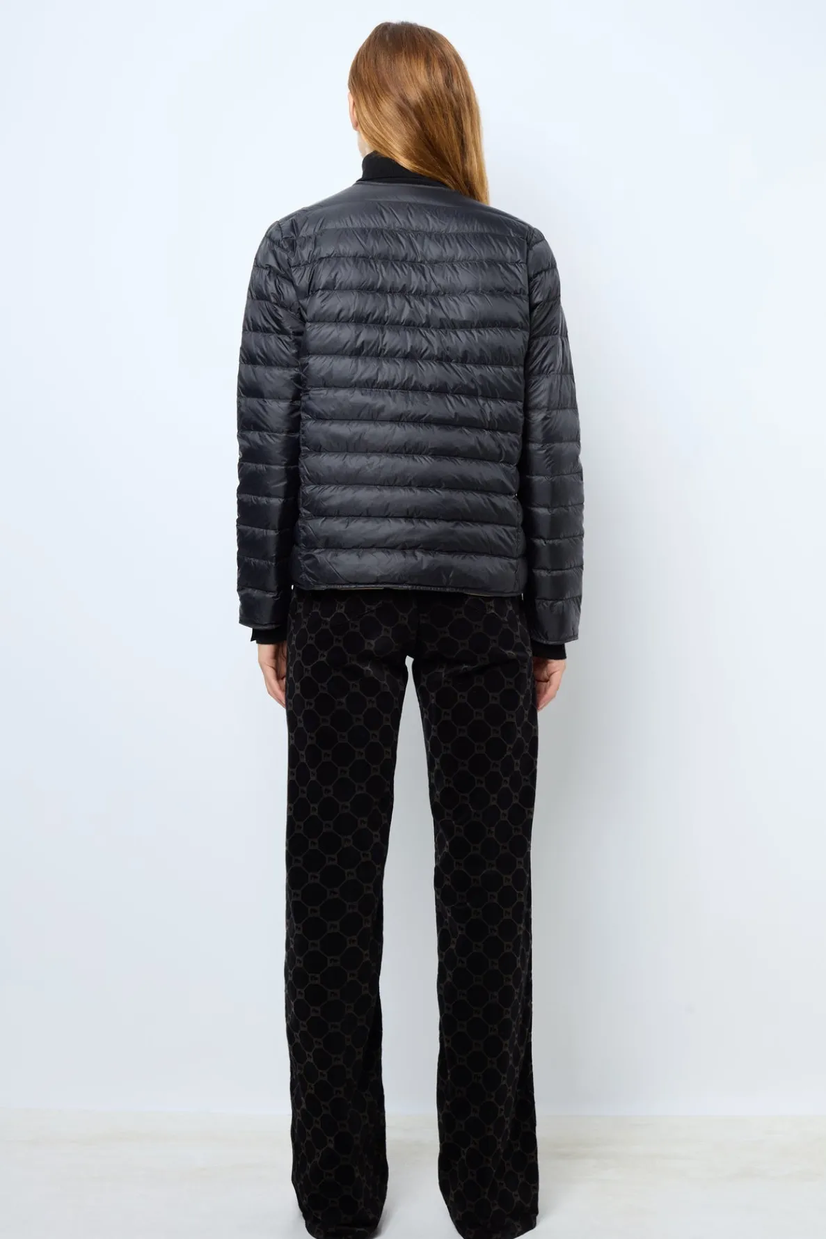 light_reversible_down_jac_3-1.webp Cheap Light reversible down jacket - SADE Coats
