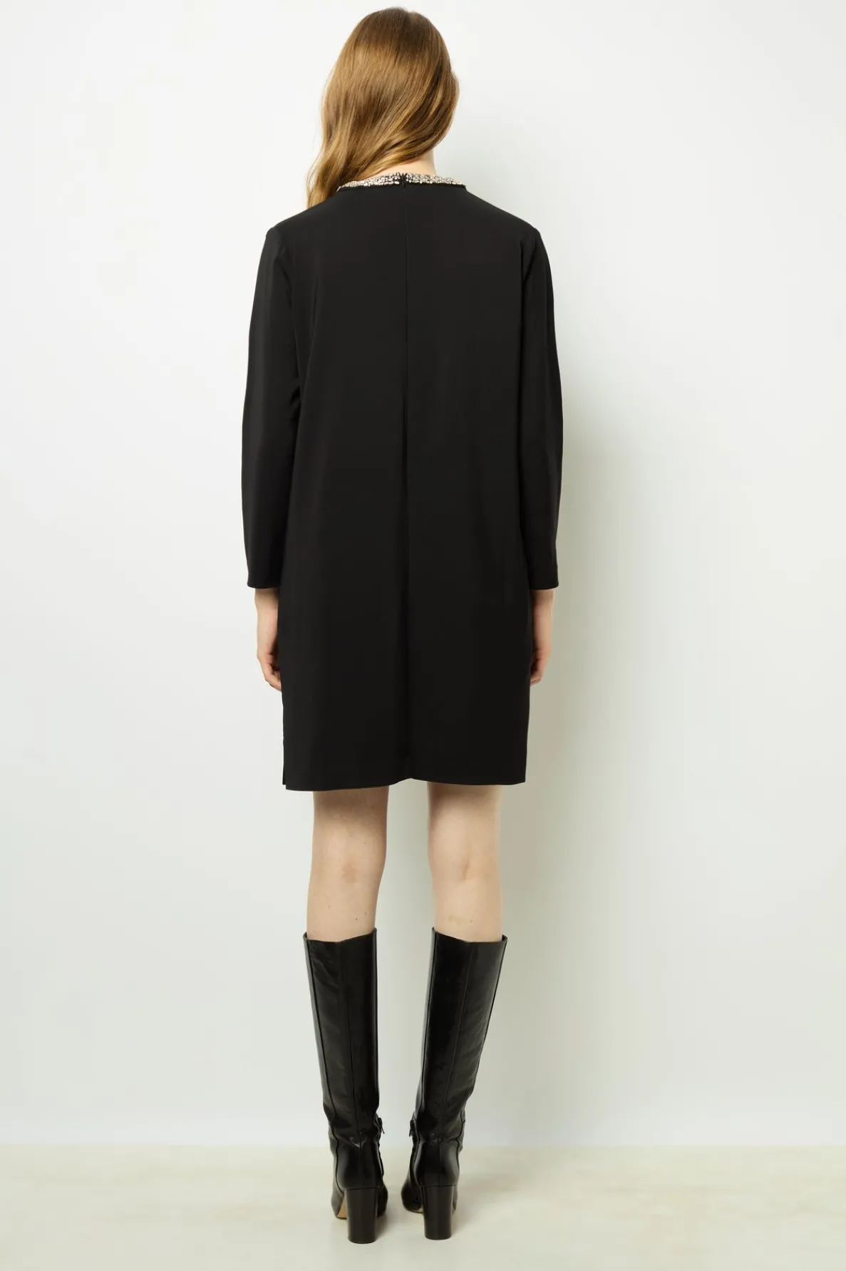 mini_dress_with_jewel_col_3-1.webp Outlet Mini dress with jewel collar - STERNA Dresses