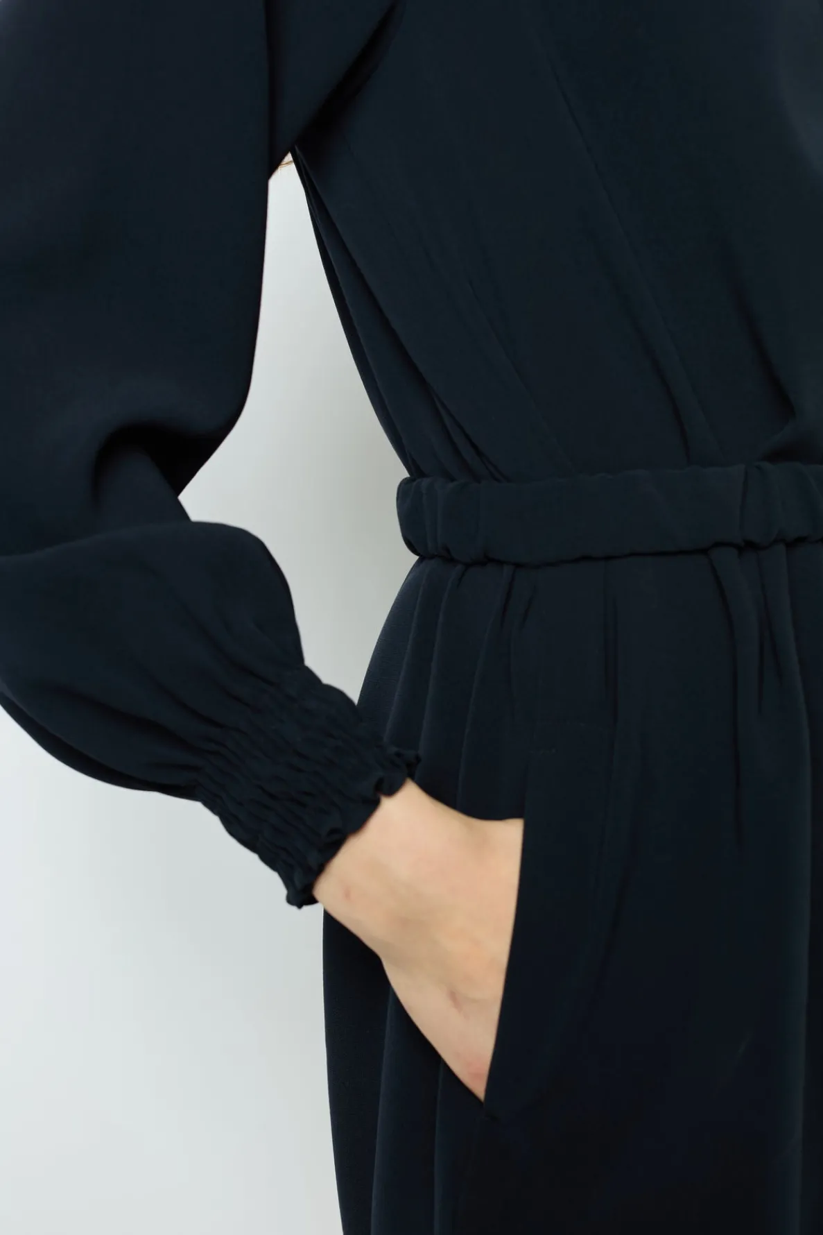 mini_dress_with_ruffles___4.webp Store Mini dress with ruffles - SIENNA Dresses