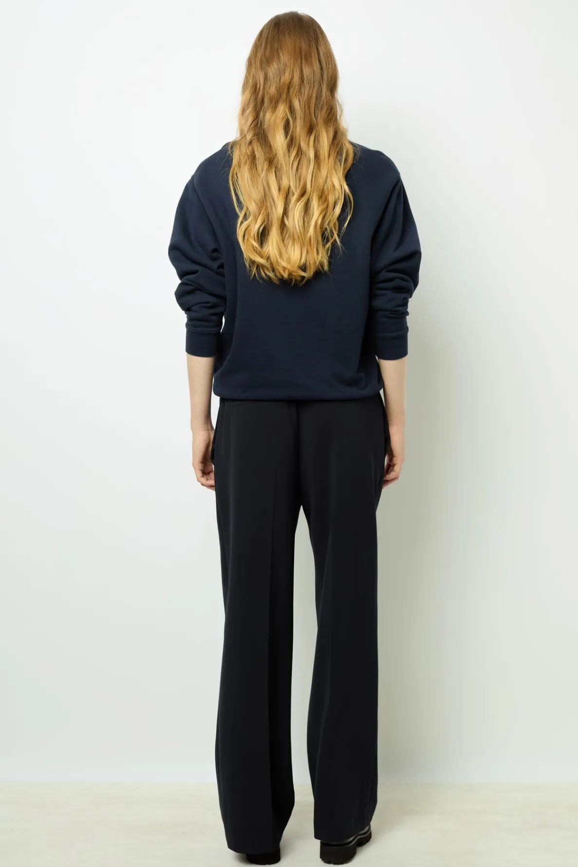 navy_blue_logo_sweatshirt_3.webp Cheap Navy blue logo sweatshirt - ADRIENNE Tops & T-Shirts