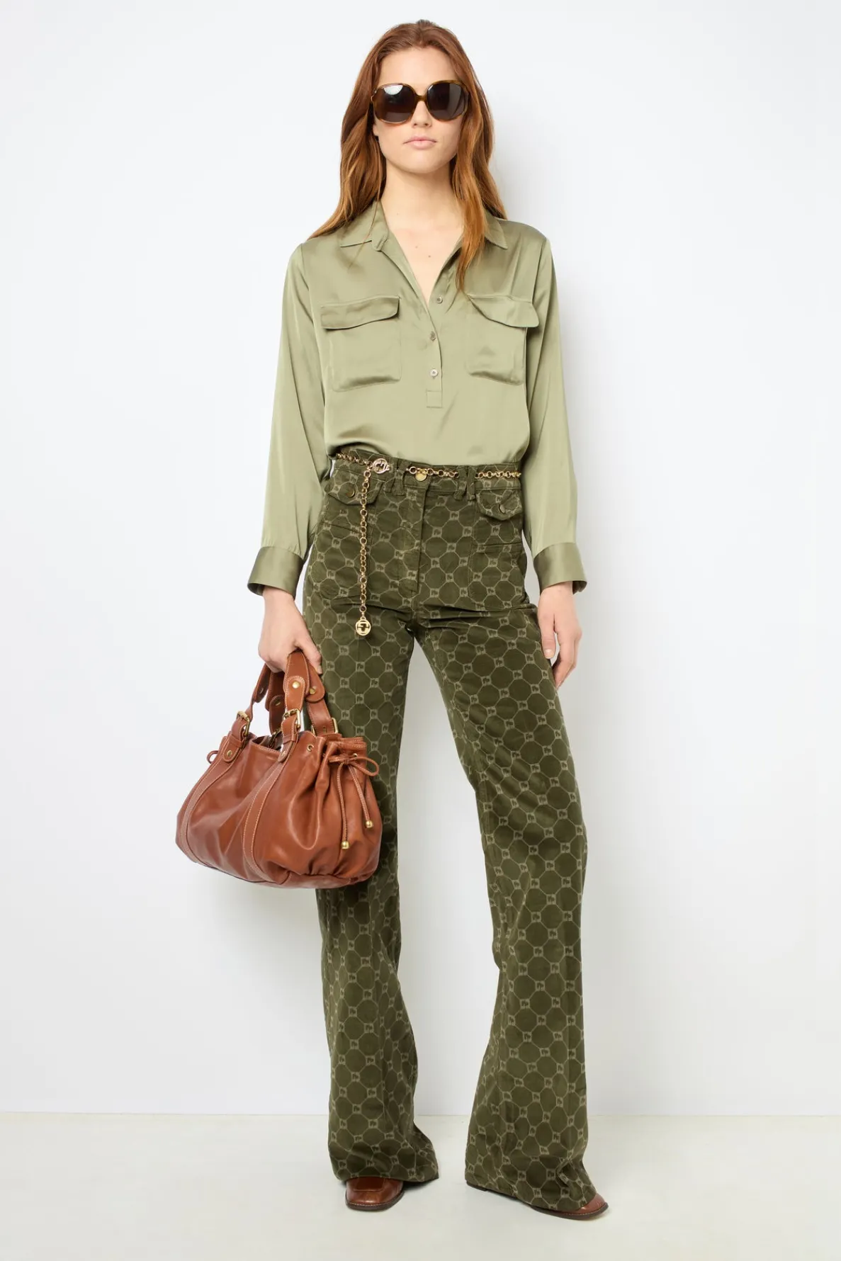 plain_satin_blouse__brigi_1.webp Clearance Plain satin blouse - BRIGITTE Shirts & Blouses