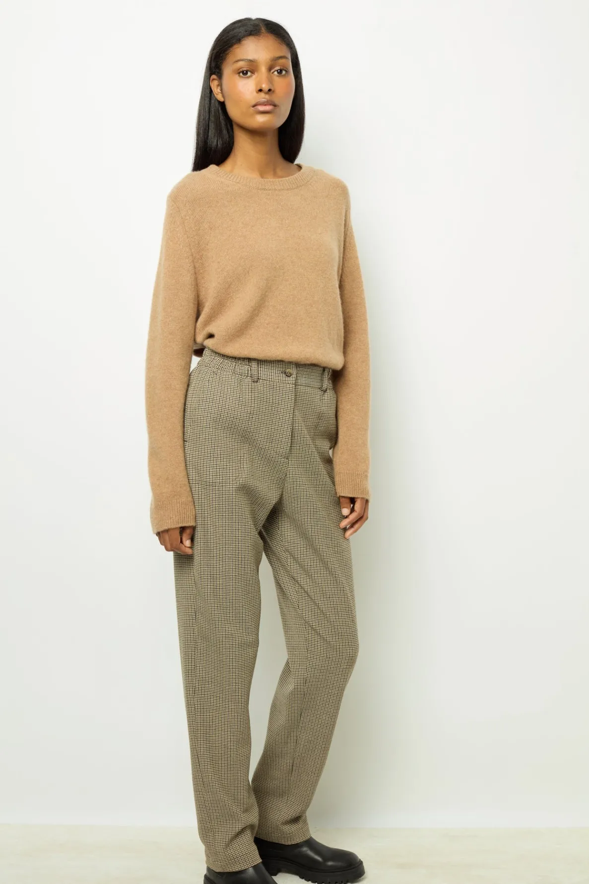 print_carrot_pants__niami_1.webp Cheap Print carrot pants - NIAMIE Trousers