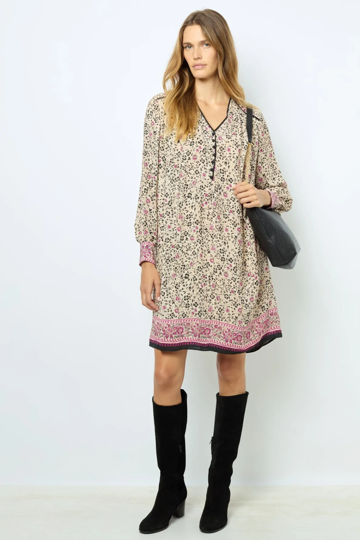 printed_vneck_straight_dr_0.webp Outlet Printed V-neck straight dress - SALINE Dresses