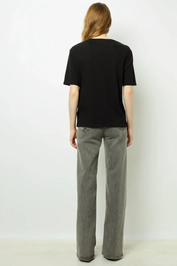 Hot Short sleeve T-shirt with studded logo - ANOUCHE Tops & T-Shirts