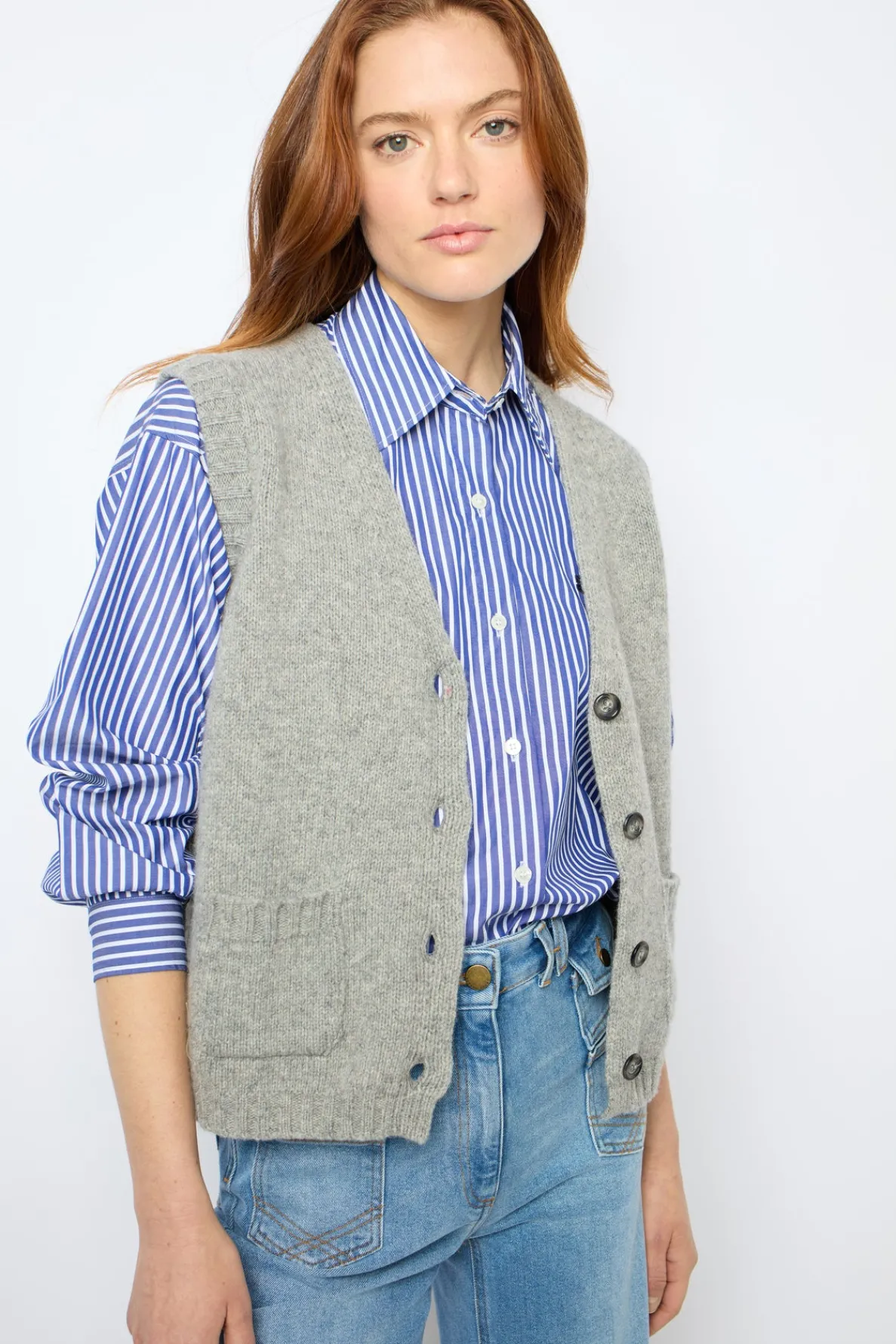 sleeveless_cardigan__joss_0.webp Outlet Sleeveless cardigan - JOSSELYN Knitwear