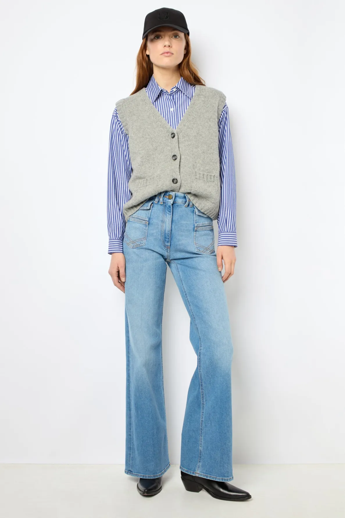 sleeveless_cardigan__joss_1.webp Outlet Sleeveless cardigan - JOSSELYN Knitwear