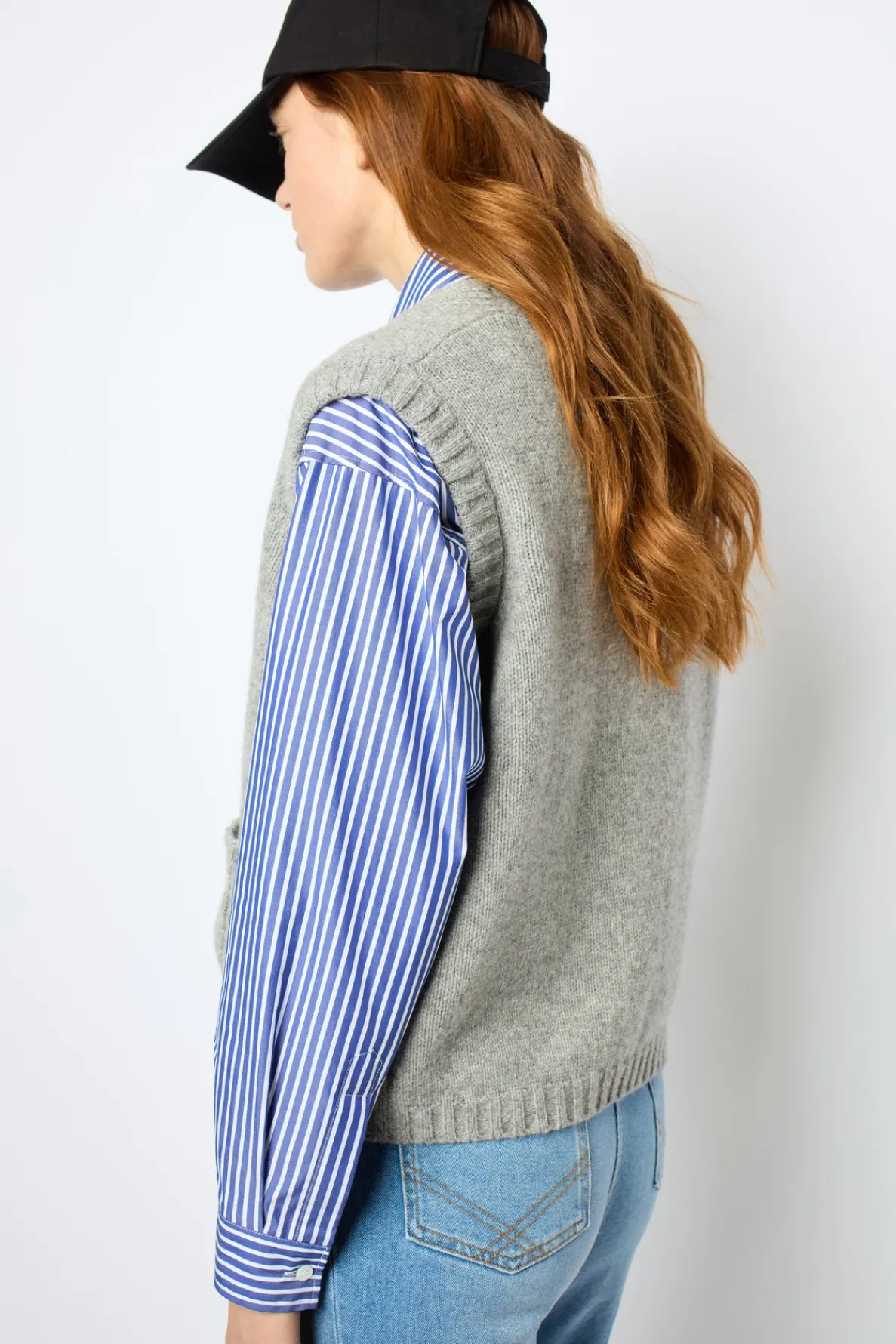 sleeveless_cardigan__joss_4.webp Outlet Sleeveless cardigan - JOSSELYN Knitwear