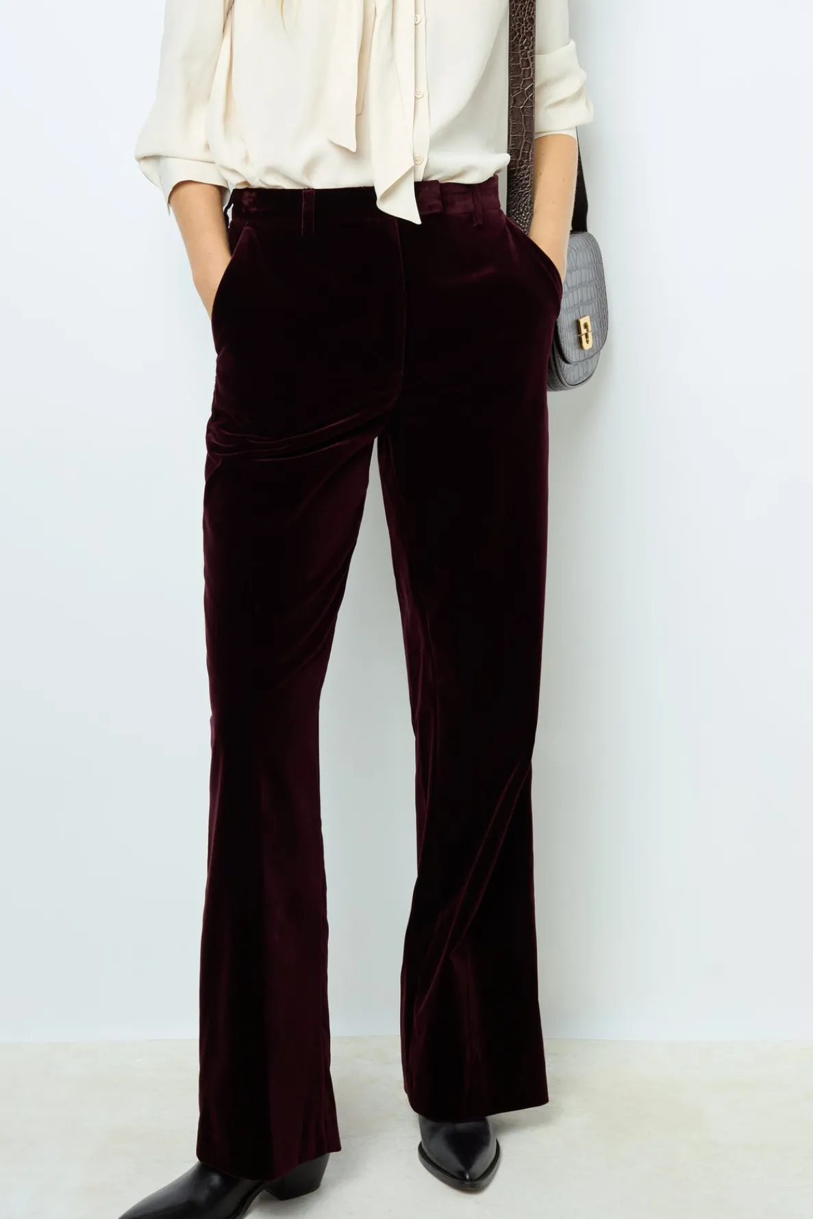 smooth_velvet_pants__nora_2.webp Cheap Smooth velvet pants - NORA Trousers | Suits & Outfits
