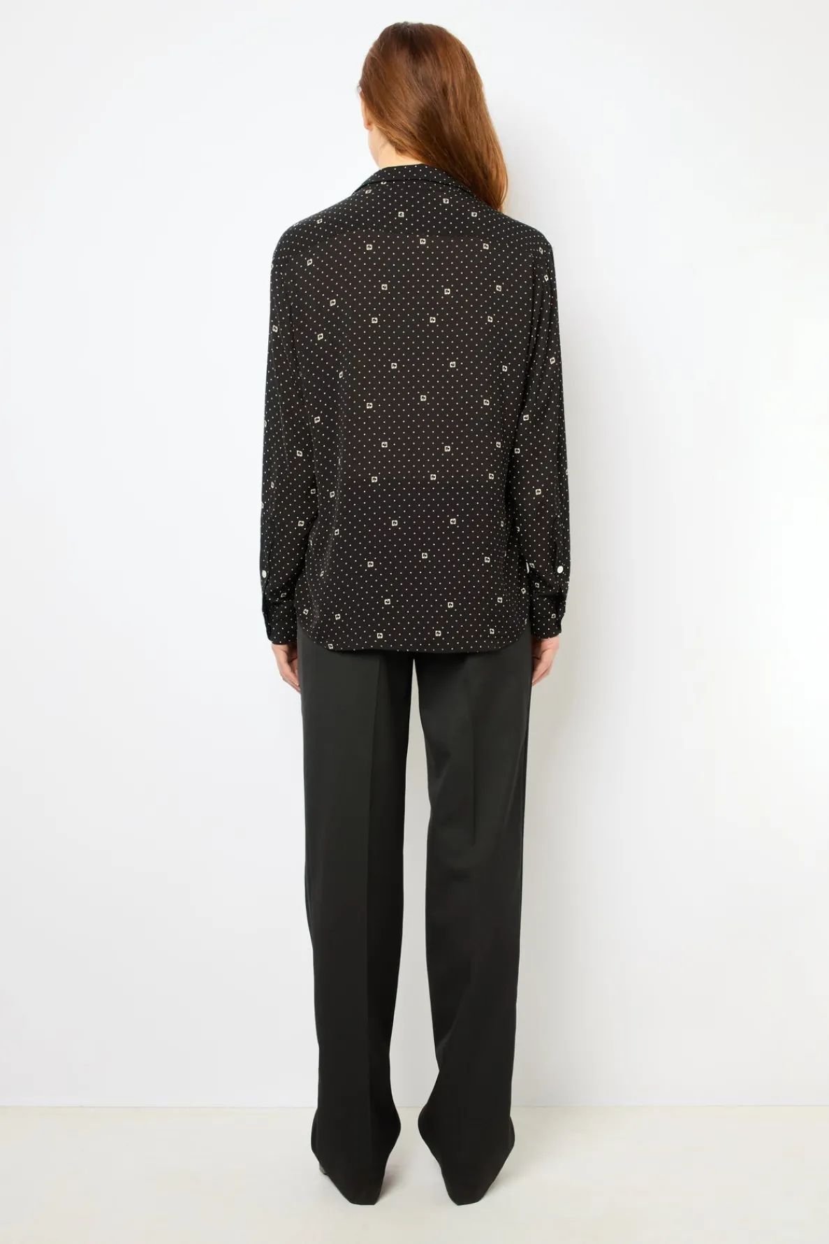 soft_polka_dot_shirt__cly_3.webp Outlet Soft polka dot shirt – CLYDE Shirts & Blouses | Suits & Outfits