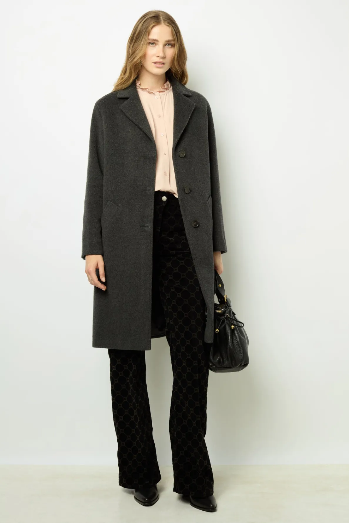 straight_cut_wool_coat__l_0-1.webp Store Straight cut wool coat - LATHICIA Coats