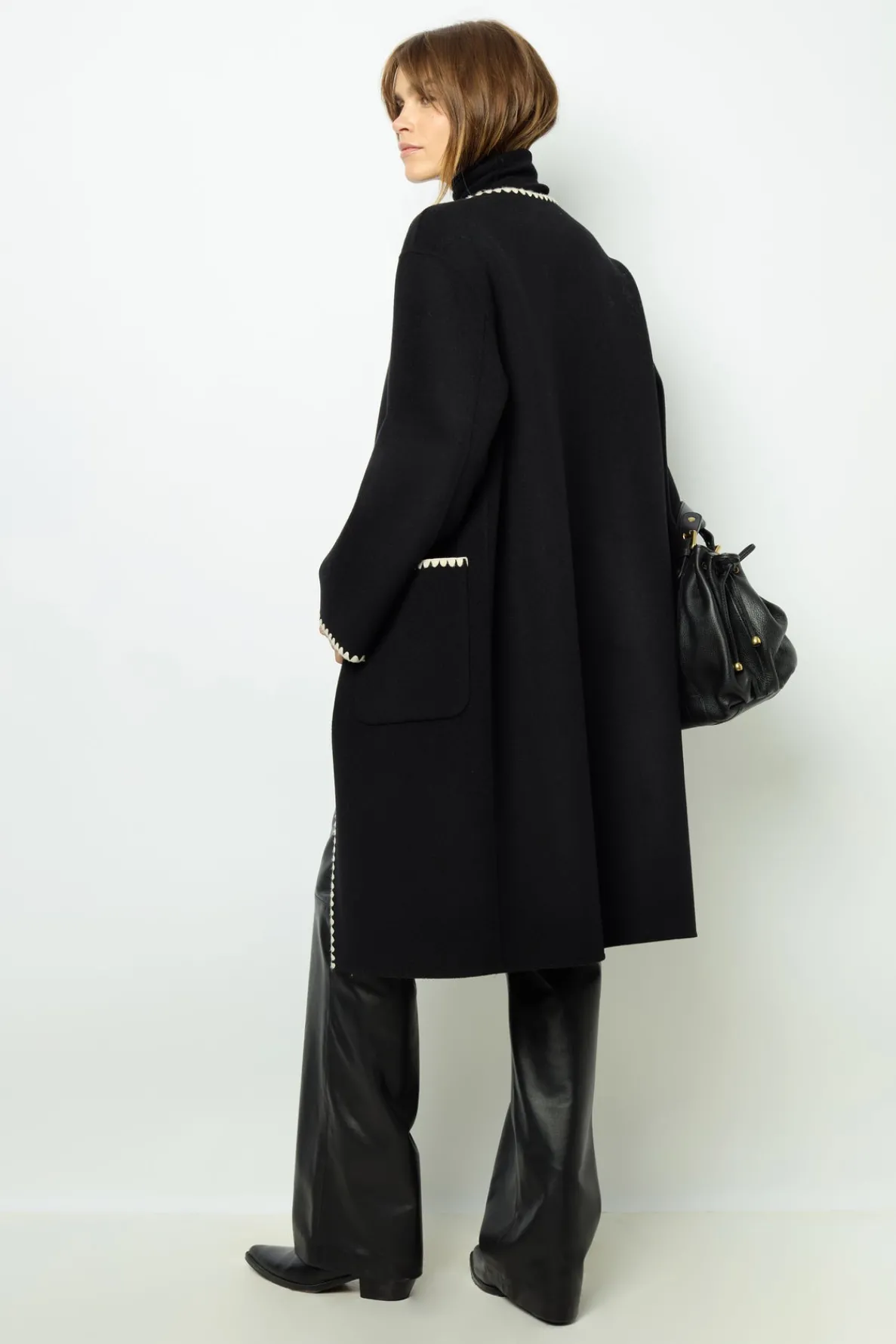 twotone_midlength_coat__l_3.webp Online Two-tone mid-length coat - LILIA Coats