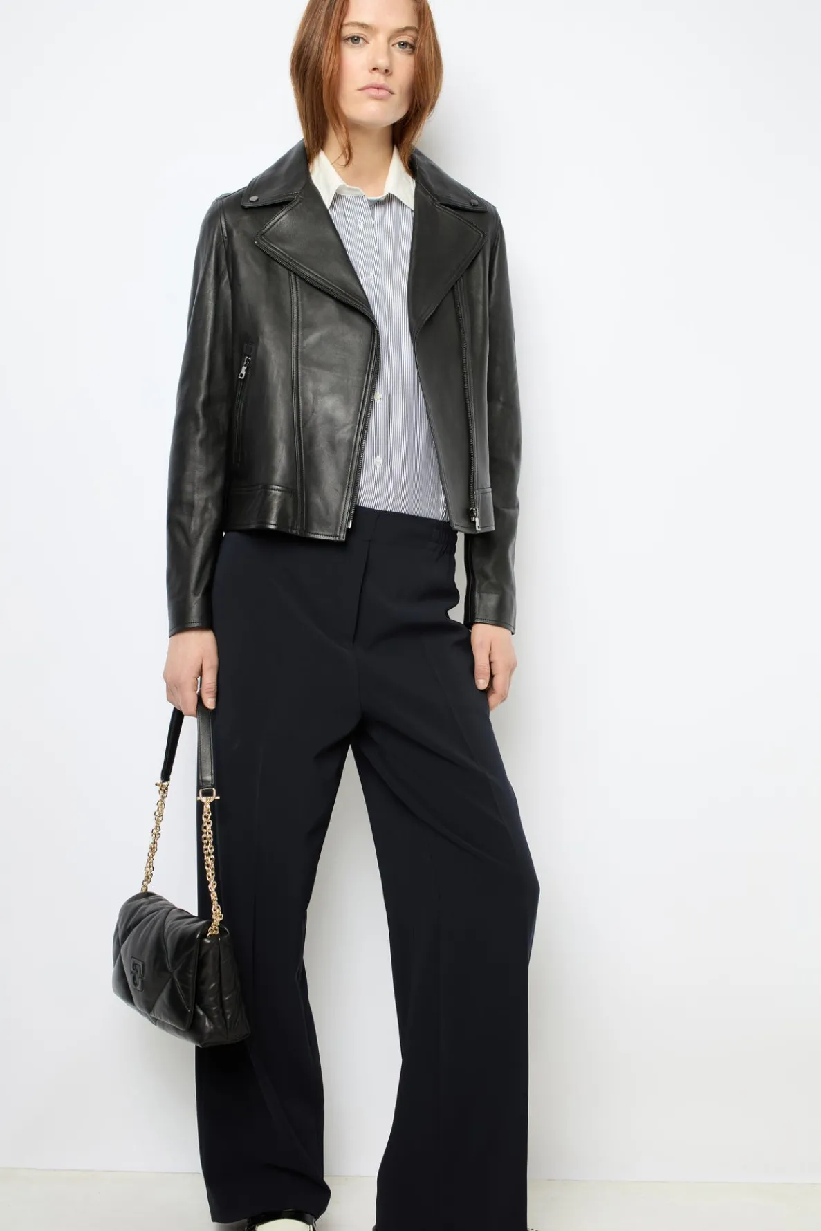 wideleg_pants_with_elasti_0.webp New Wide-leg pants with elasticated waist - NELLY Trousers