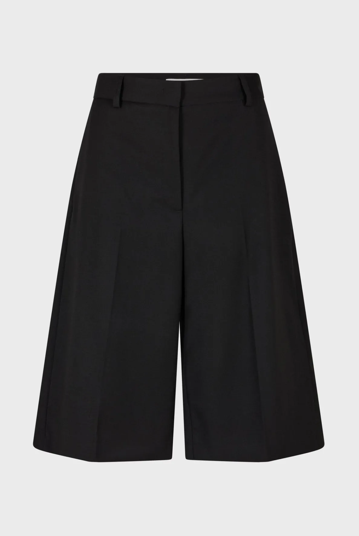 wool_blend_bermuda_shorts_5.webp Discount Wool blend Bermuda shorts - NEYLA Trousers