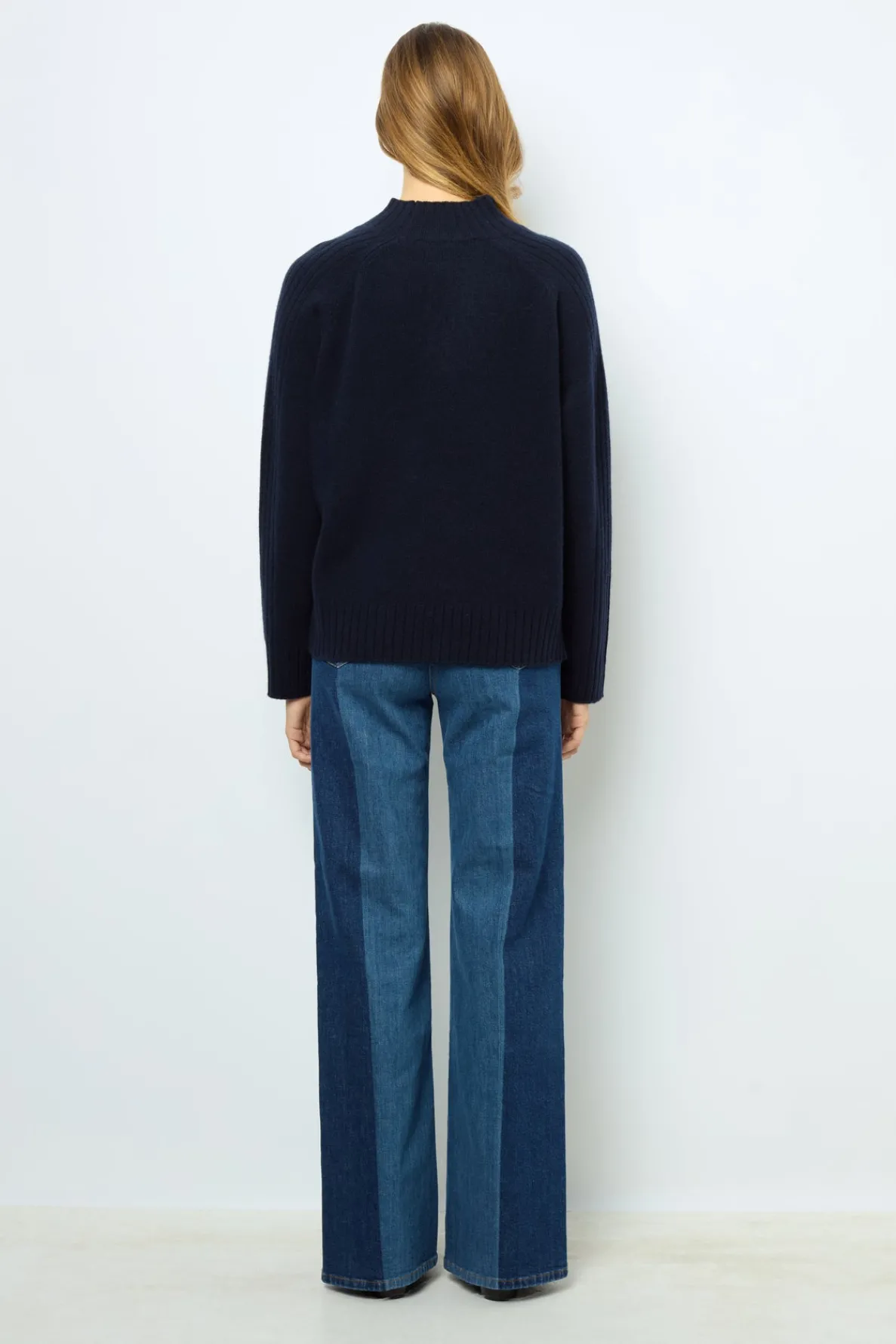 wool_sweater_with_stand_u_3.webp Fashion Wool sweater with stand up collar - JAINA Knitwear